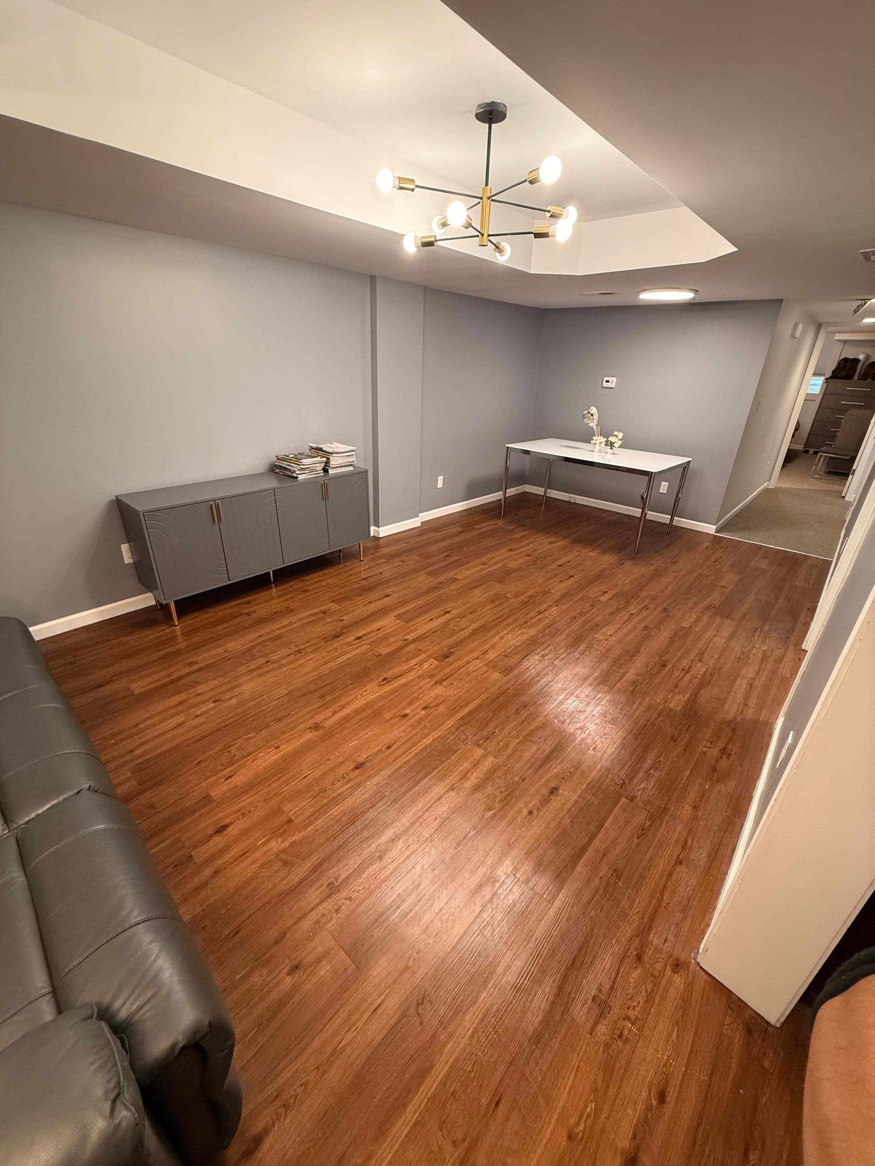 Living space and floor cleaning